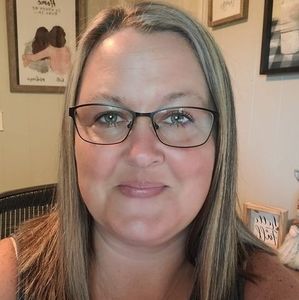 Meet your Posher, Kelli